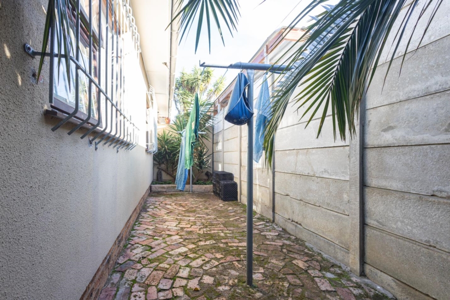 3 Bedroom Property for Sale in Zoo Park Western Cape